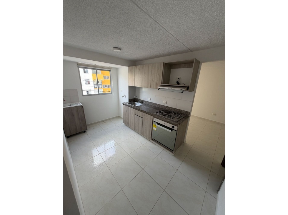 SE RENTA APARTAMENTO GUADUALES DEL OTUN DOSQUEBRADAS - 3