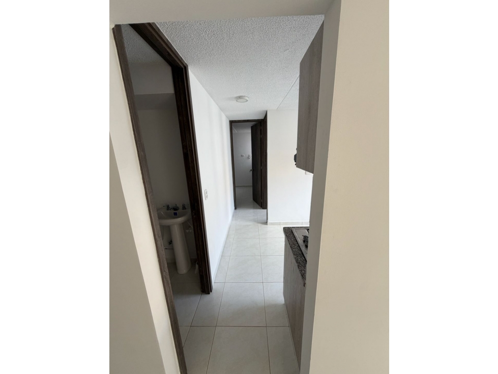 SE RENTA APARTAMENTO GUADUALES DEL OTUN DOSQUEBRADAS - 4