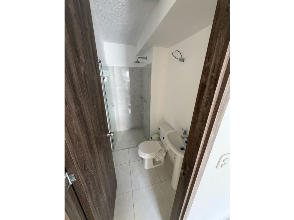 SE RENTA APARTAMENTO GUADUALES DEL OTUN DOSQUEBRADAS - 5