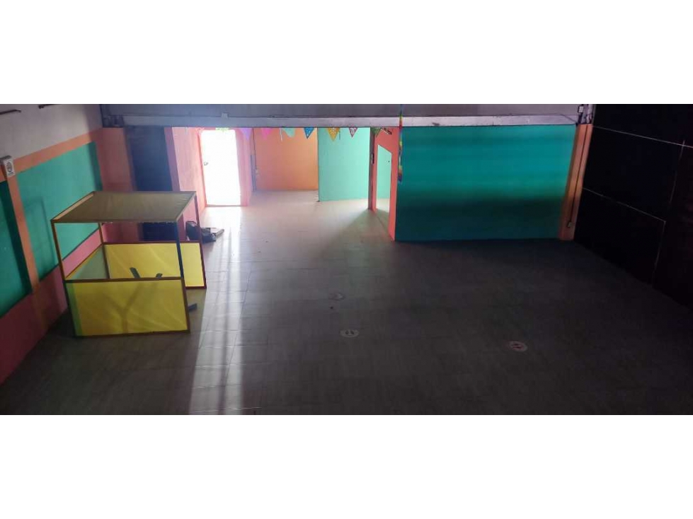 Se renta bodega - 1
