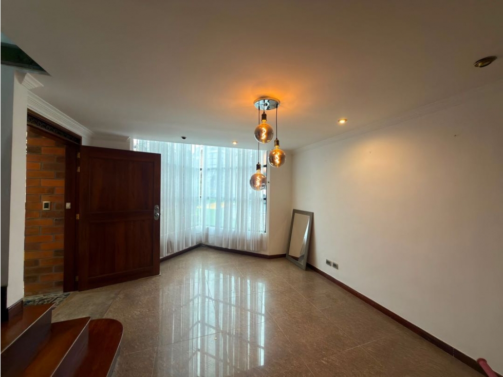 SE RENTA CASA 240m2 EN DOSQUEBRADAS - 2