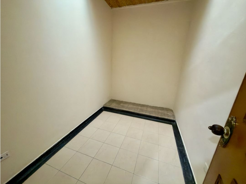 SE RENTA CASA EN EL BARRIO LA FLORIDA - USO COMERCIAL — foto 6