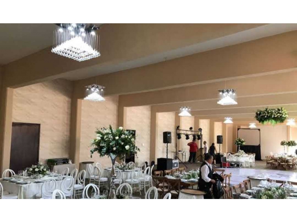Se renta espacio para Salón de eventos. En Zona plateada, Pachuca. Hg - 1