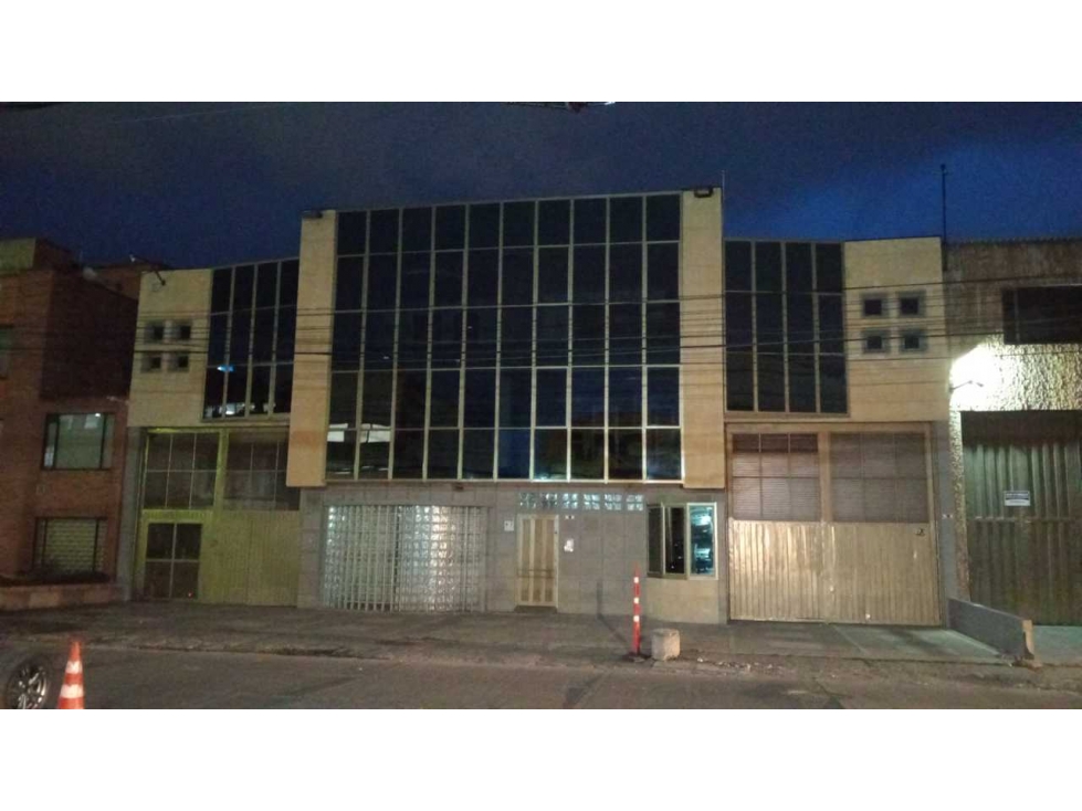 Se renta bodega en Toberin, Bogota