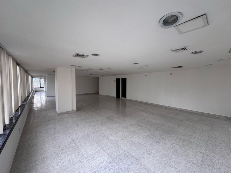 Se renta o vende oficina en la Milla de Oro El Poblado — foto 4