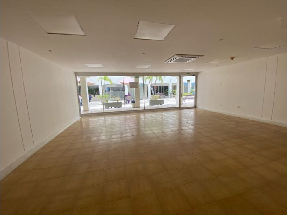 Se Renta oficina en Centro Comercial Bocagrande! — foto 2