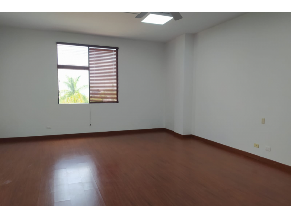 Arriendo, Oficina Avenida bolivar Armenia Quindío - 1
