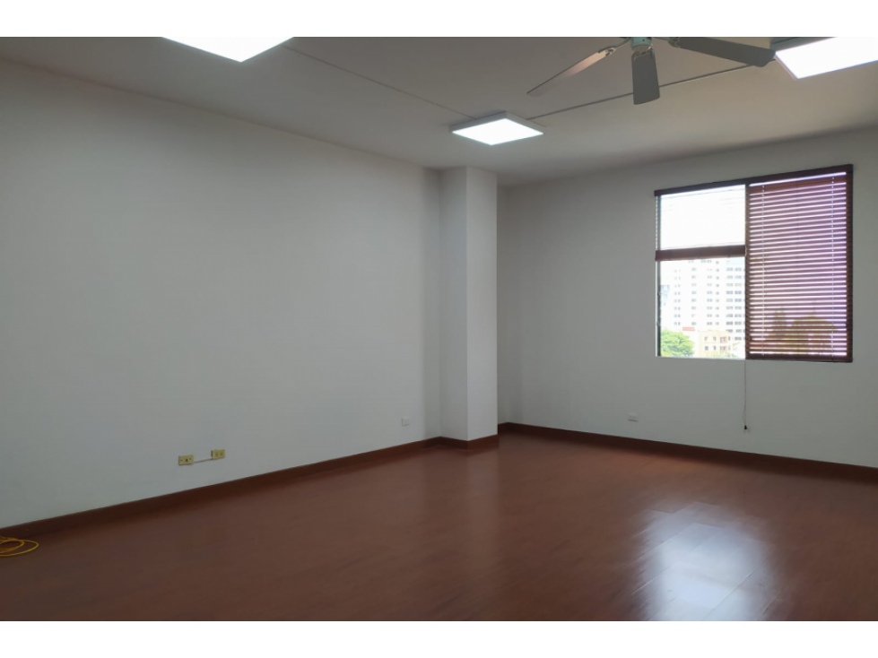 Arriendo, Oficina Avenida bolivar Armenia Quindío - 2
