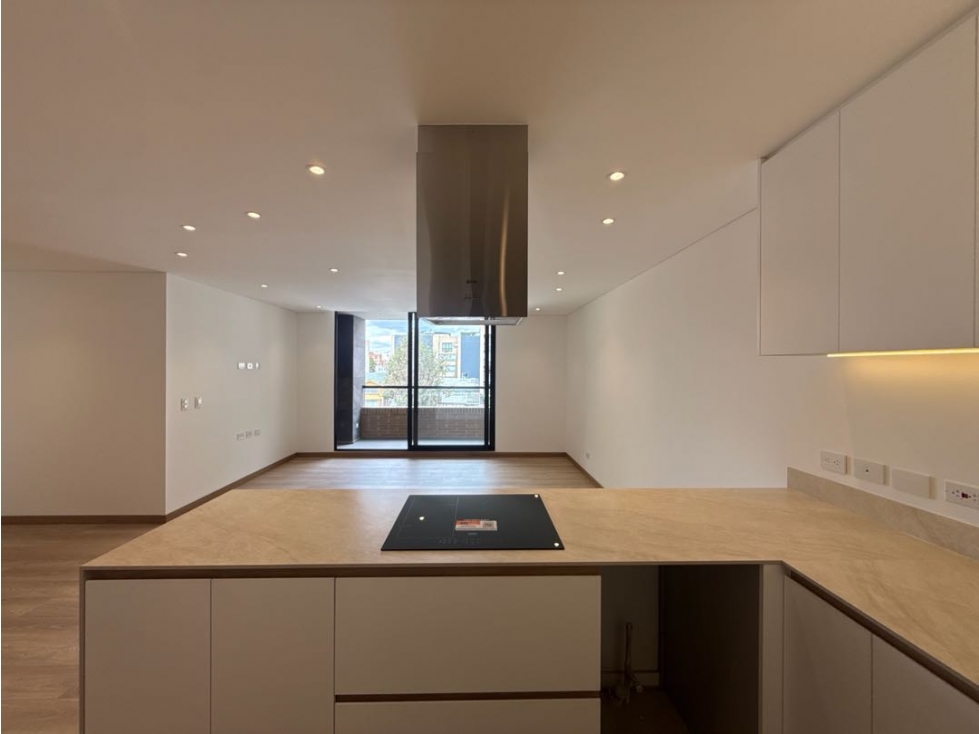 Se vende apartamento en Santa Paula para estrenar — foto 3