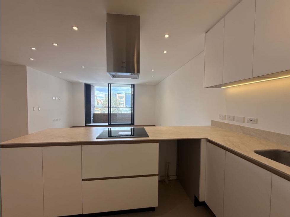 Se vende apartamento en Santa Paula para estrenar — foto 4