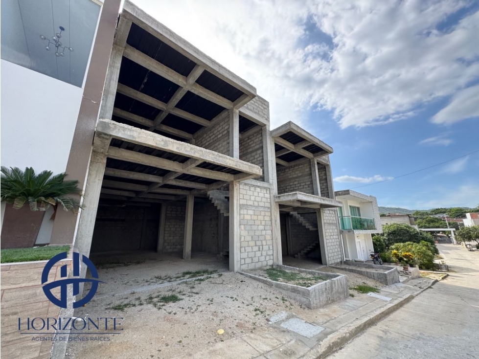 SE VENDEN CASAS EN OBRA GRIS CON MÁS DE 350 mts2 CONSTRUIDOS EN BONDA — foto 2