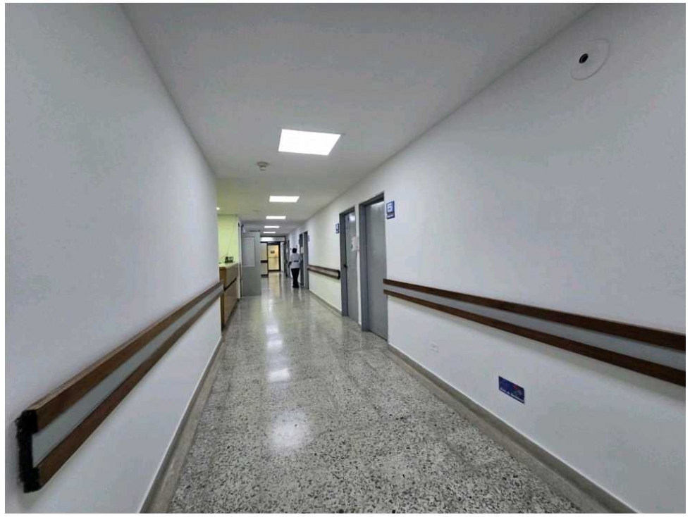 VENTA DE CONSULTORIOS Y LOCALES COMERCIALES EN EL CENTRO DE MEDELLÍN — foto 4