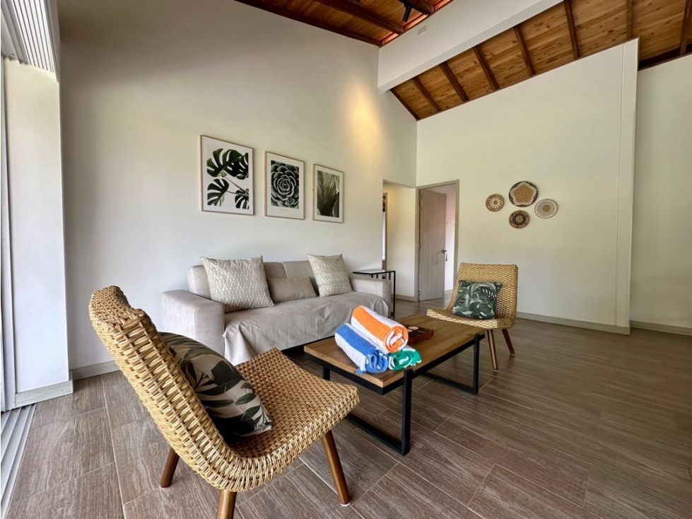 SE VENDE CASA CAMPESTRE CERCA AL CAIMO EN TRES COLINAS — foto 2