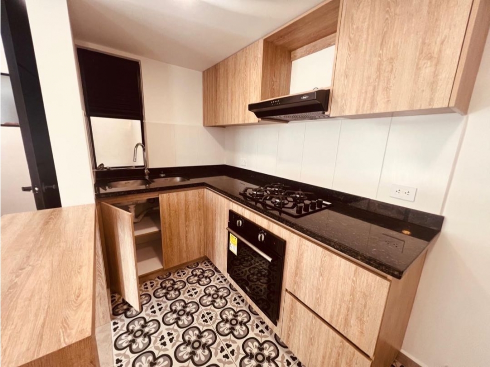 SE VENDE APARTAMENTO AVENIDA CENTENARIO