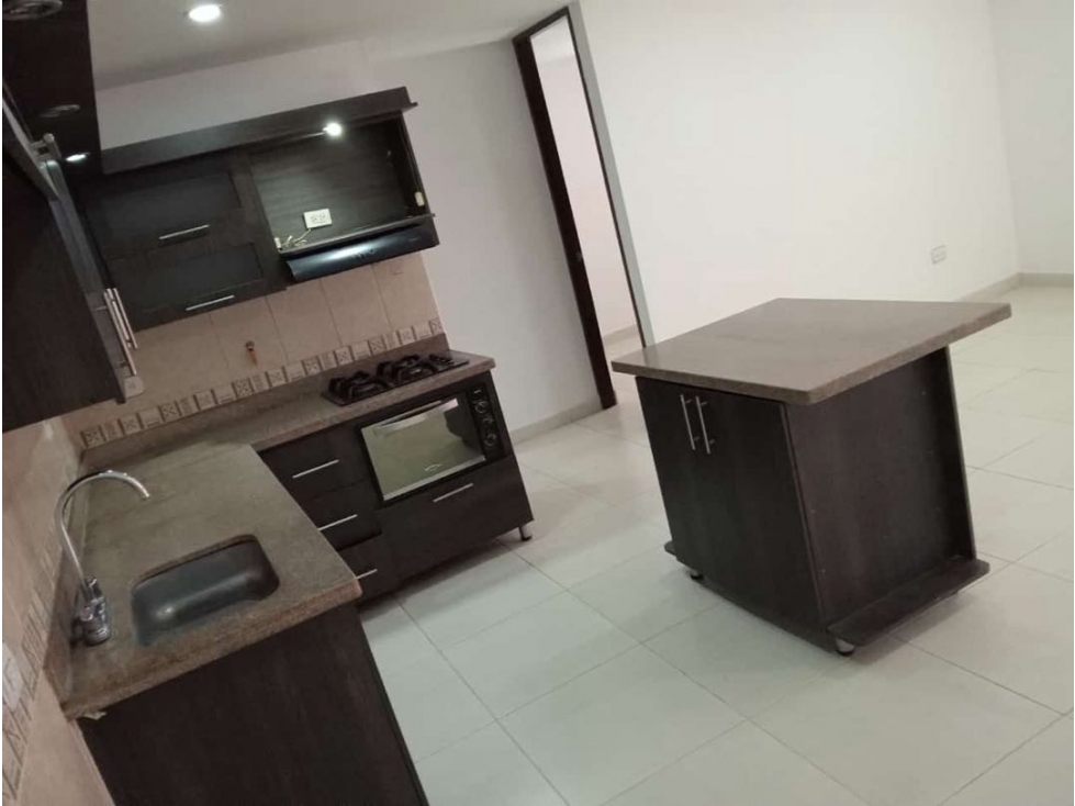 SE VENDE 1 PISO 120/ MTS EN EL MEJOR SECTOR DEL OBRERO P.Q.FABRICATO — foto 2
