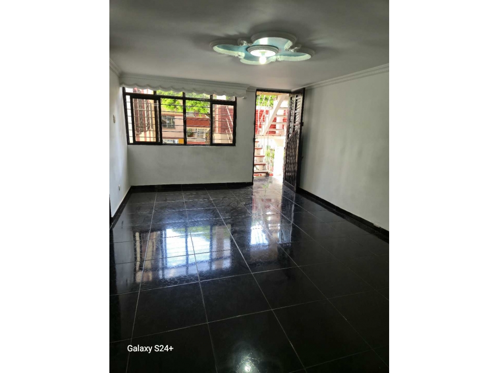 SE VENDE 4 PISO APARTAMENTO EN CHIMINANGOS 1 — foto 3