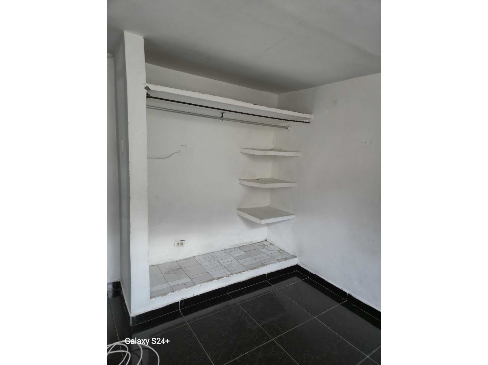 SE VENDE 4 PISO APARTAMENTO EN CHIMINANGOS 1 — foto 5