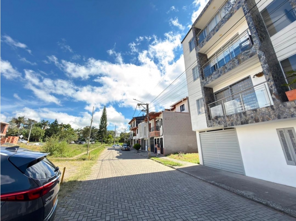 Se vende 4to piso con mansarda en El Edén — foto 2