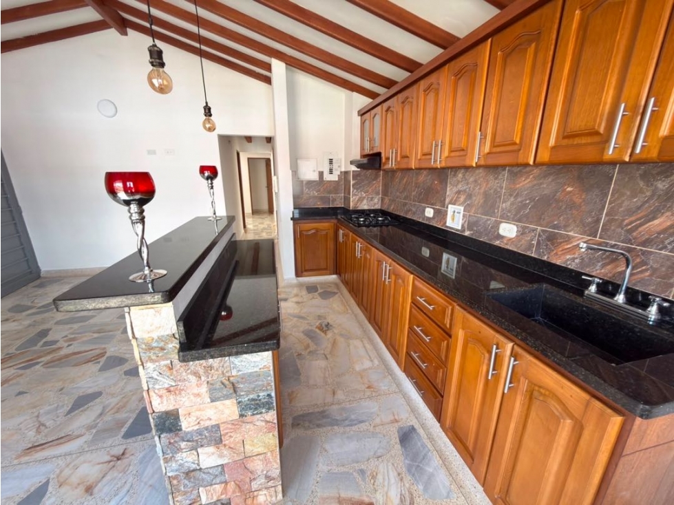 Se vende 4to piso con mansarda en El Edén — foto 4