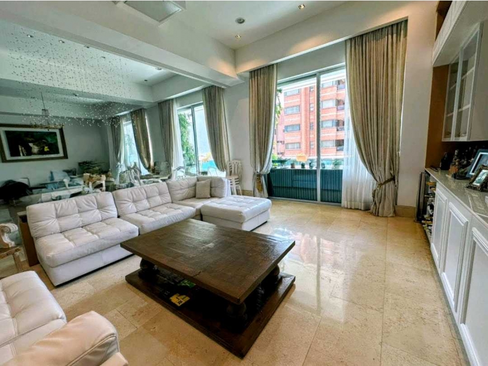 SE VENDE ACOGEDOR APARTAMENTO EN ALTO PRADO