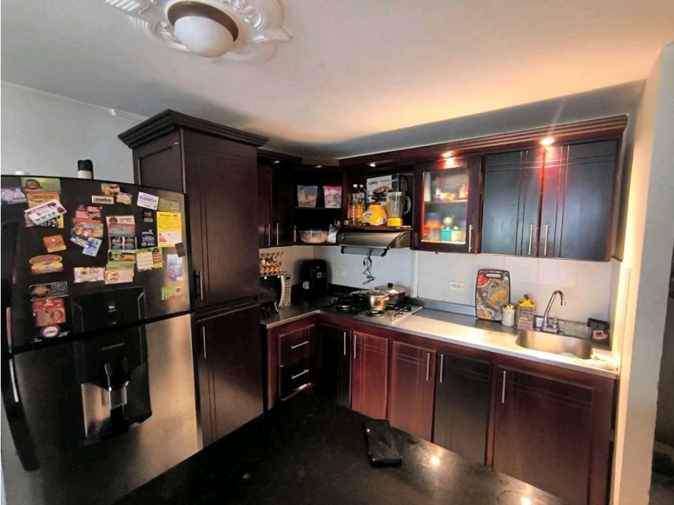 SE VENDE AGRADABLE APARTAMENTO CON PARQUEADERO EN EL TRAPICHE - BELLO — foto 4