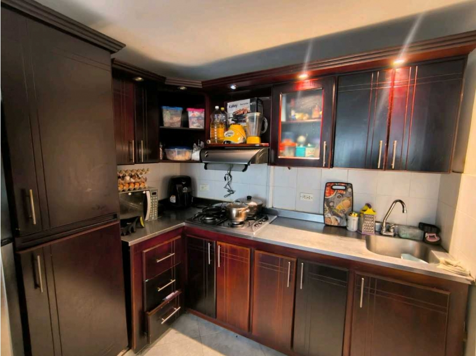 SE VENDE AGRADABLE APARTAMENTO CON PARQUEADERO EN EL TRAPICHE - BELLO — foto 6