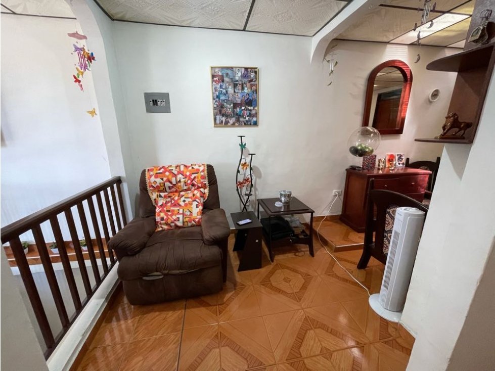 SE VENDE CASA EN BARRIO VILLA LILIANA — foto 4