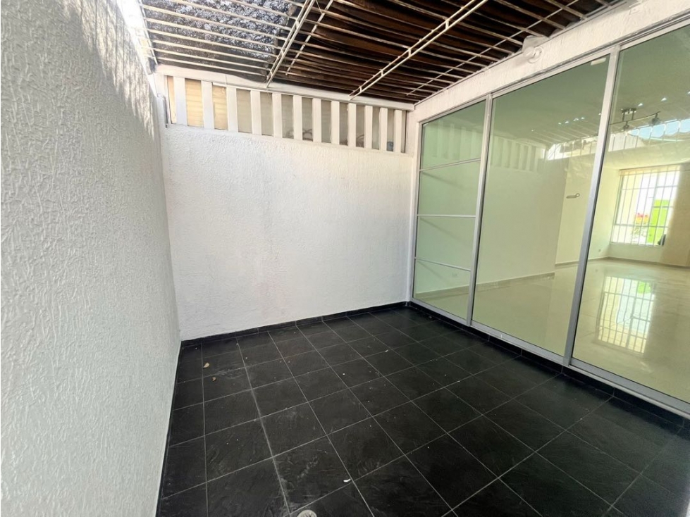 SE VENDE AMPLIA CASA EN CONJUNTO EN NUEVO HORIZONTE — foto 5