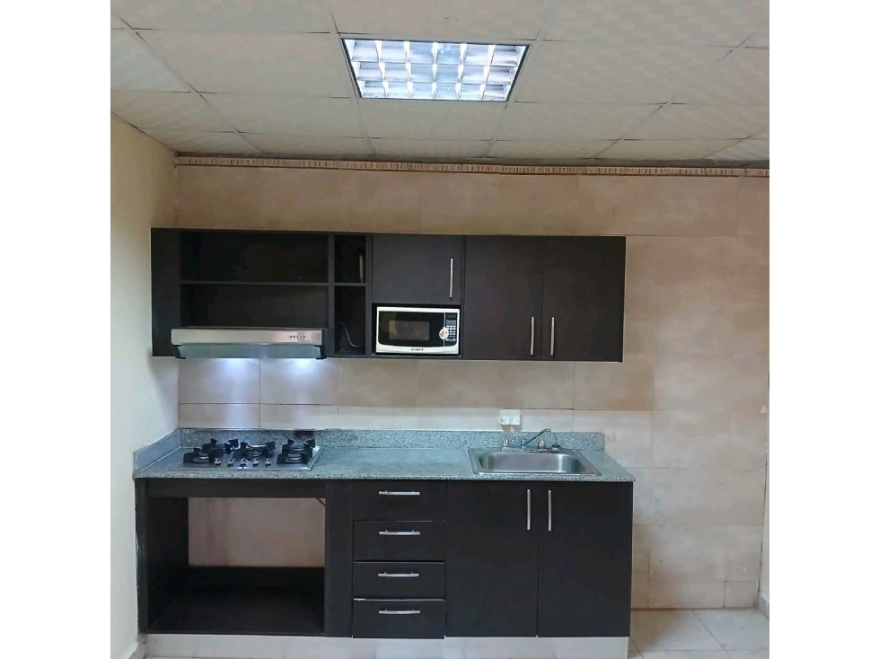 Se vende amplia casa tipo Chalet en Los Trapichitos de La Chorrera — foto 3
