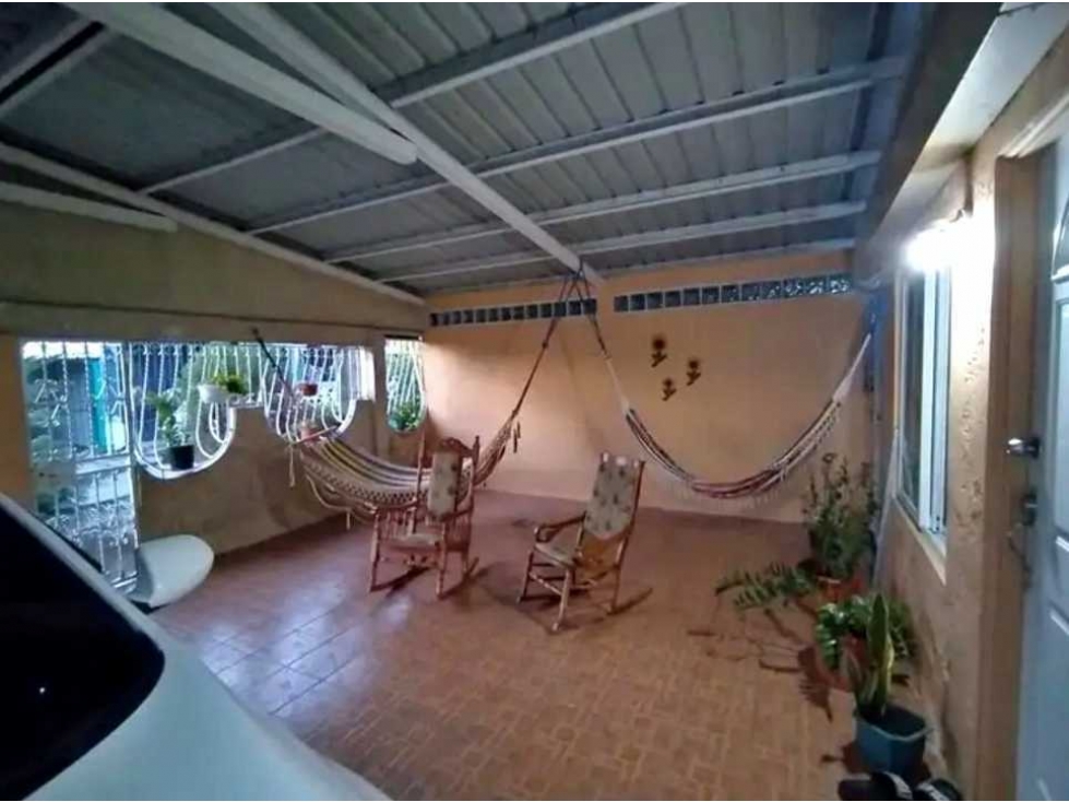 Se Vende Amplia y Acogedora casa en Las Acacias — foto 2