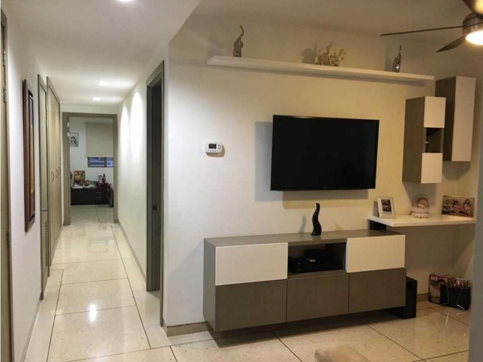 SE VENDE AMPLIO APARTAMENTO EN ALTO PRADO — foto 6