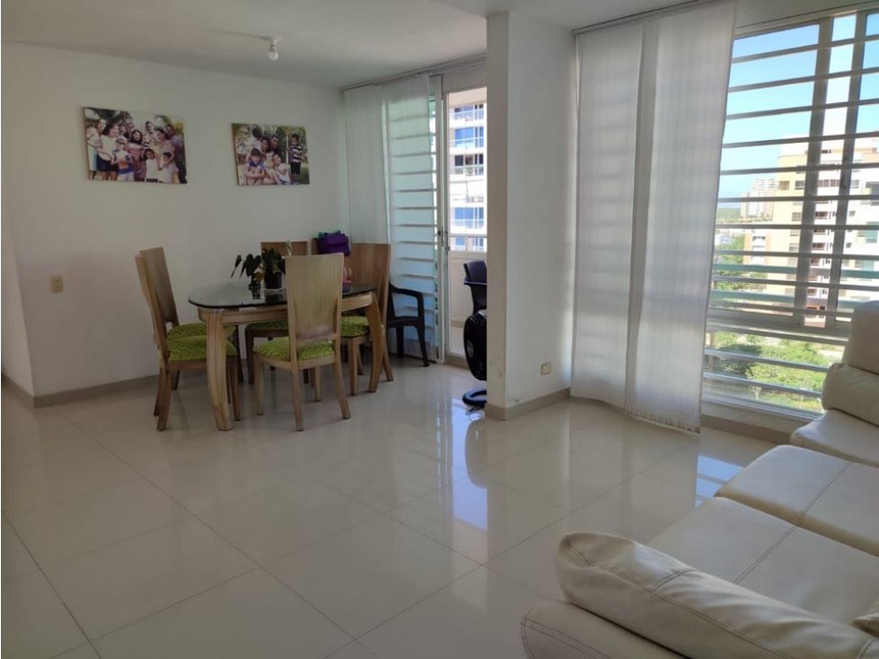 SE VENDE APARTAMENTO EN MIRAMAR - 1