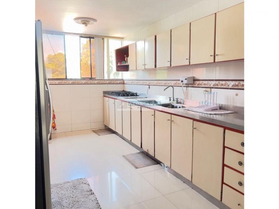 Se vende amplio apartamento en Riomar — foto 6