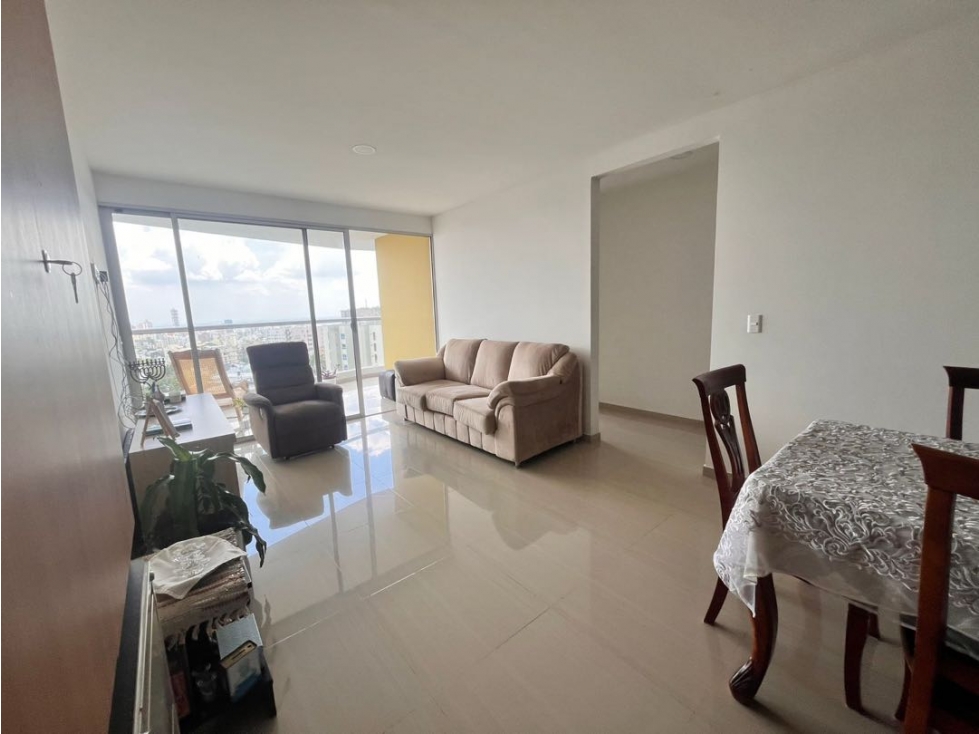 SE VENDE AMPLIO APARTAMENTO EN CIUDAD JARDÍN
