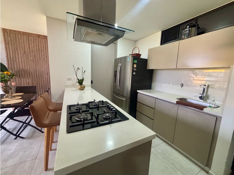 SE VENDE AMPLIO APARTAMENTO EN LA AV CENTENARIO — foto 5