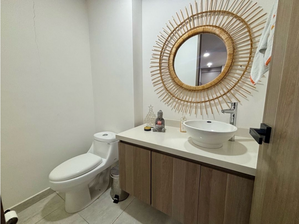 SE VENDE AMPLIO APARTAMENTO EN LA AV CENTENARIO — foto 6