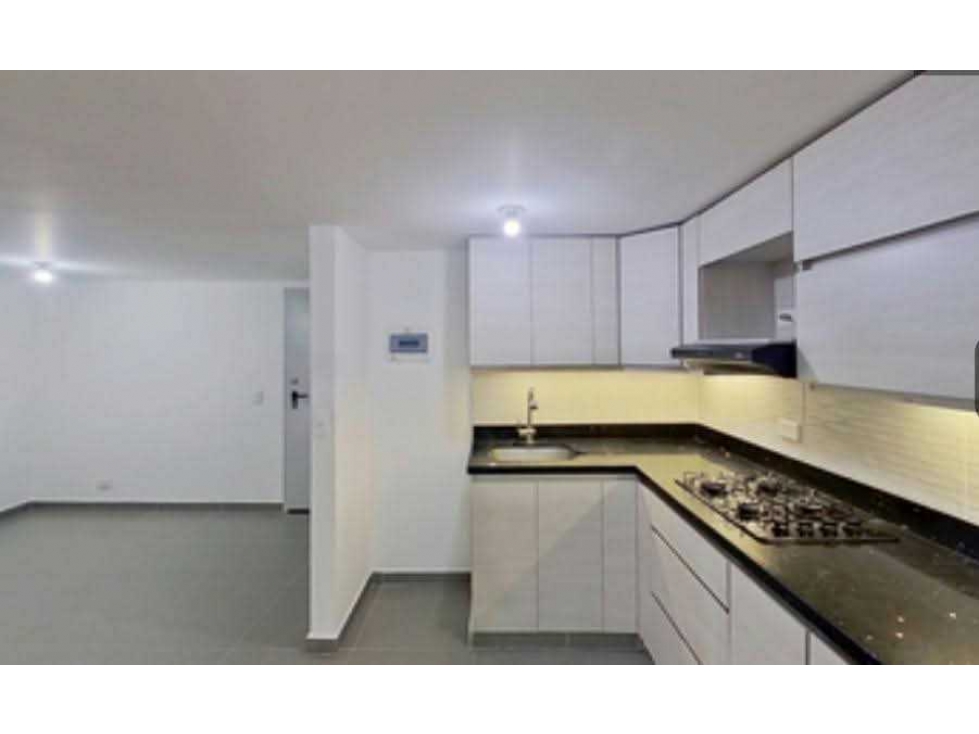 SE VENDE AMPLIO APARTAMENTO EN EL TRAPICHE - BELLO