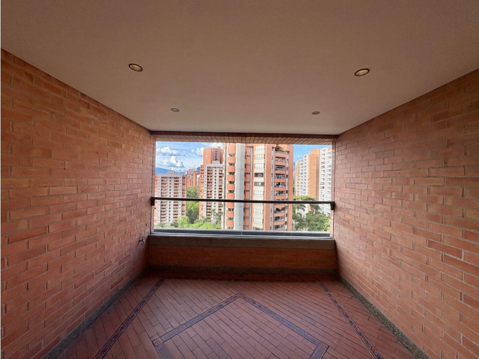 SE VENDE AMPLIO APT EN SECTOR DE ALTA VALORIZACIÓN - BALSOS (POBLADO) — foto 5
