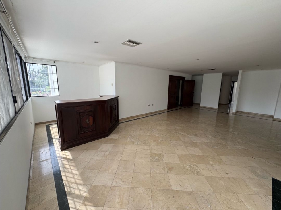 Se vende amplio departamento en la Torre Olivos 1 en Guayaquil — foto 3