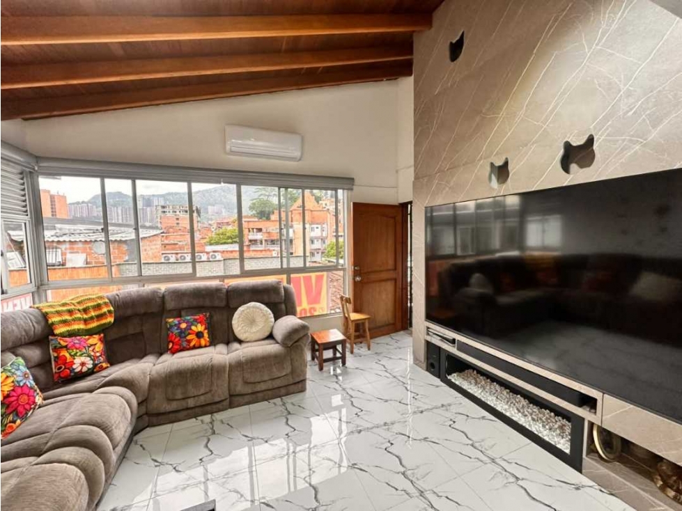 SE VENDE AMPLIO Y BONITO APARTAMENTO EN BELLO ANDALUCÍA CERCA DEL PARQ — foto 2