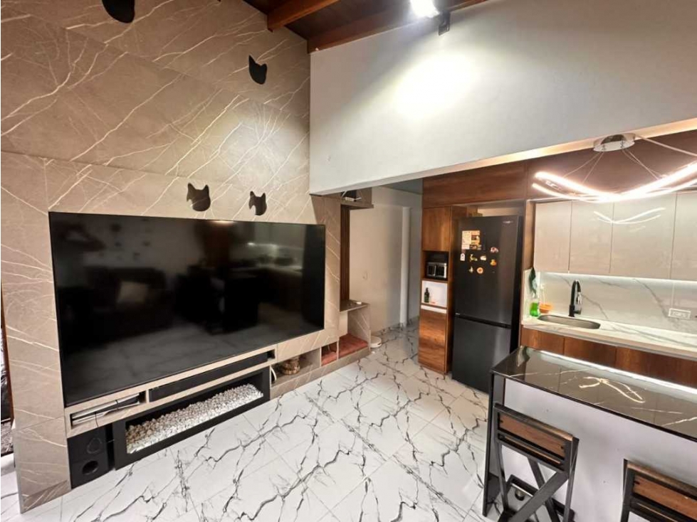 SE VENDE AMPLIO Y BONITO APARTAMENTO EN BELLO ANDALUCÍA CERCA DEL PARQ — foto 3