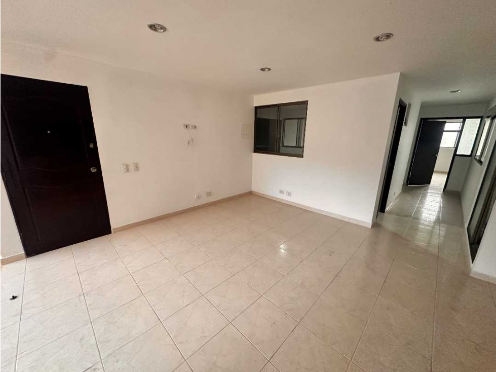 SE VENDE AMPLIO APARTAMENTO EN COPACABANA BARRIO EL MOJÓN - 6