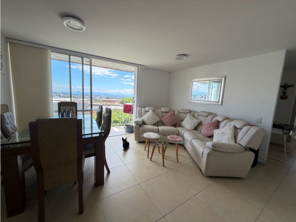 SE VENDE AMPLIO Y COMODO APARTAMENTO EN CONJUNTO DE DOSQUEBRADAS