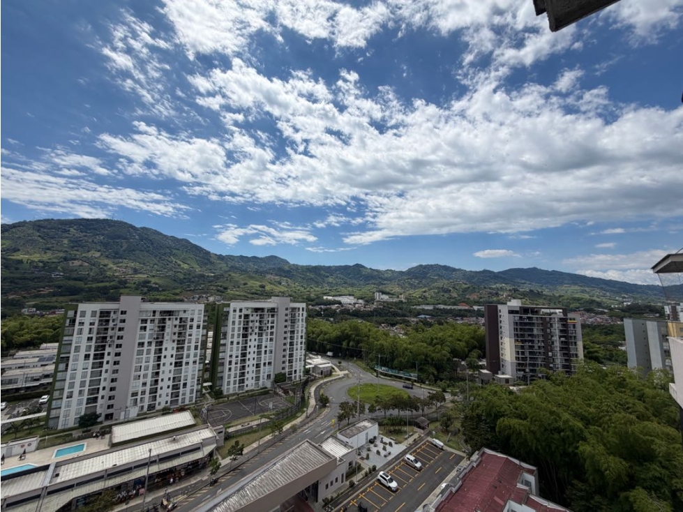 SE VENDE AMPLIO Y COMODO APARTAMENTO EN CONJUNTO DE DOSQUEBRADAS — foto 4