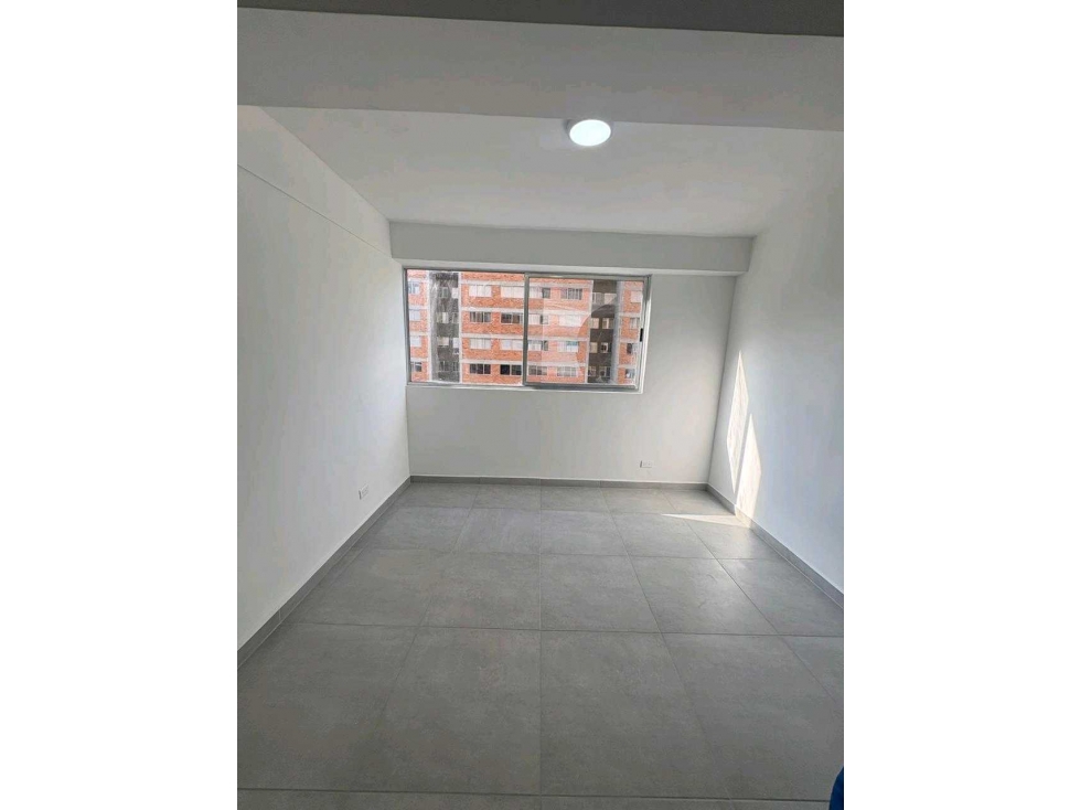 Se vende Apartaestudio de 40Mtr2 en el sector las maderas — foto 2