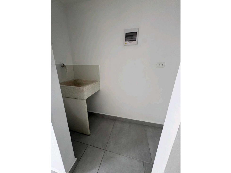 Se vende Apartaestudio de 40Mtr2 en el sector las maderas — foto 6