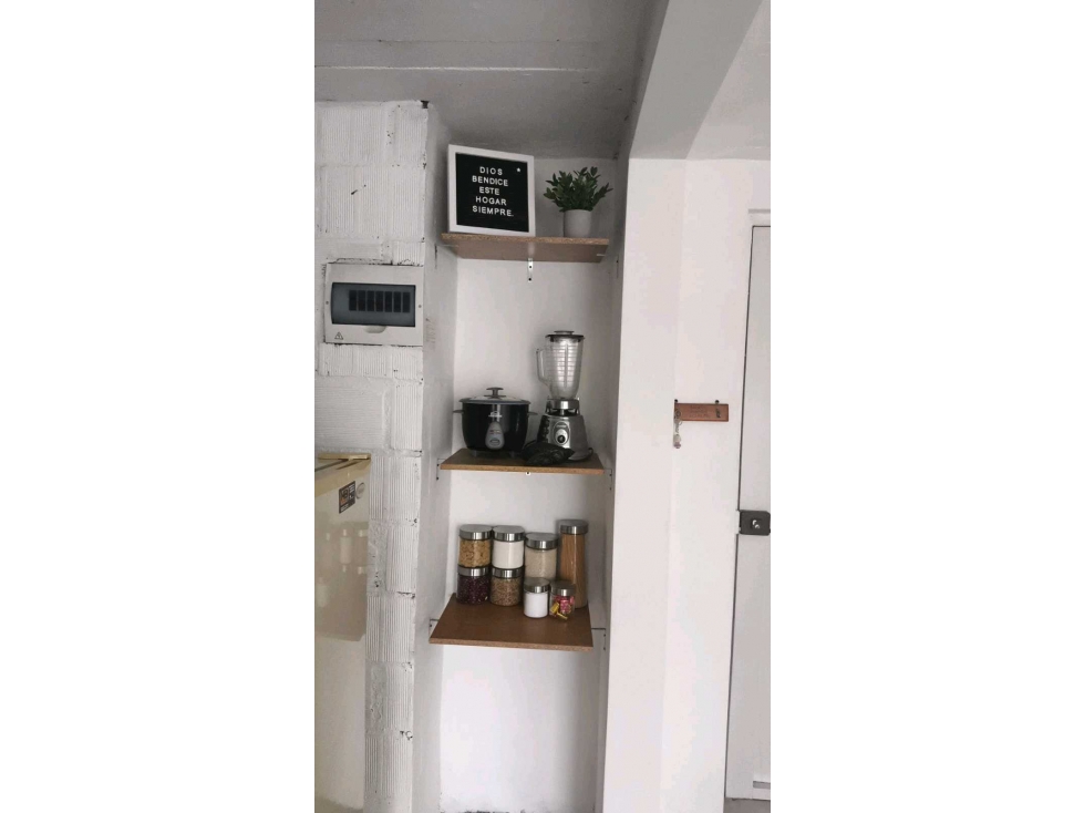 SE VENDE APARTAESTUDIO EN BARRIO BELLAVISTA- BELLO — foto 3