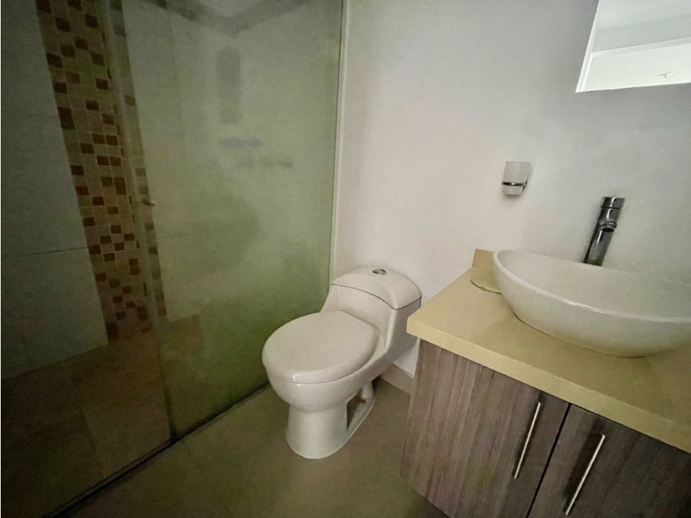 SE VENDE APARTAESTUDIO EN EL NORTE — foto 6