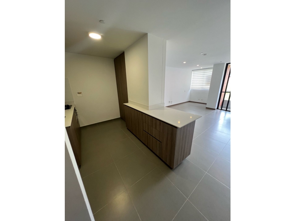 SE VENDE APARTAESTUDIO EN ENVIGADO CERCA A LA LOMA DE LAS BRUJAS
