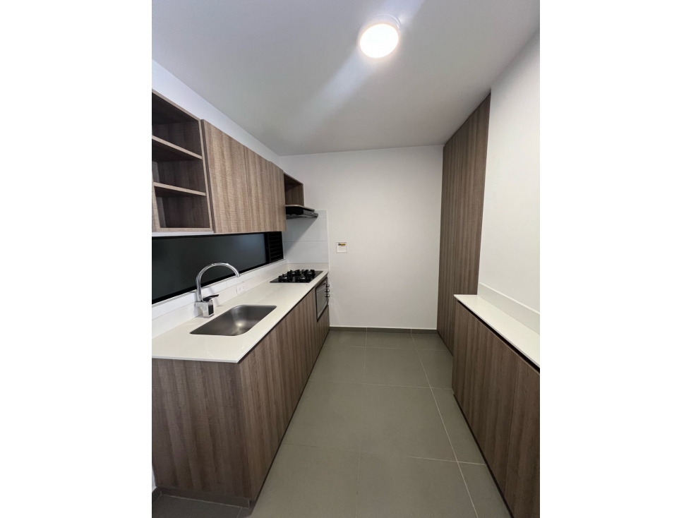SE VENDE APARTAESTUDIO EN ENVIGADO CERCA A LA LOMA DE LAS BRUJAS — foto 2